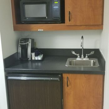 Club Quarters Hotel Central Loop, Chicago - Kitchenette. Fridge is coming apart on right side. - Hotels Near Me - Chicago, Illinois Club Quarters Hotel Central Loop, Chicago - Kitchenette. Fridge is coming apart on right side. - Hotels Near Me - Chicago, Illinois