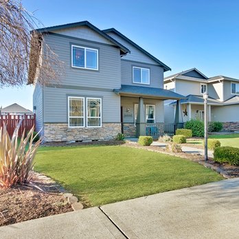 Kylee Hill - Windermere Abode - Leave your car in the garage! Enjoy all that downtown Sumner has to offer all within walking distance. - Real Estate Agents Near Me - Tacoma, Washington Kylee Hill - Windermere Abode - Leave your car in the garage! Enjoy all that downtown Sumner has to offer all within walking distance. - Real Estate Agents Near Me - Tacoma, Washington