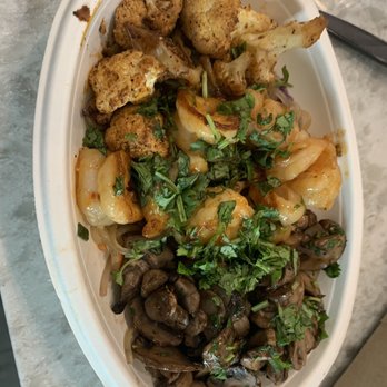 Bolay - Sweet potato noodles with shrimp, cauliflower and mushrooms! - New American Near Me - Orlando, Florida