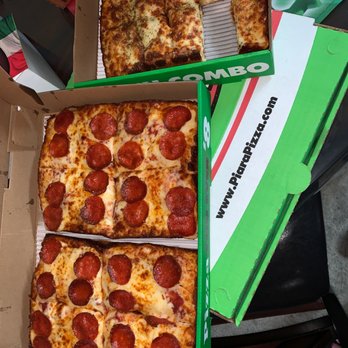 Piara Pizza - Our order. Deep dish,pepperoni pizza,and cheesy bread - Pizza Near Me - Moreno Valley, California Piara Pizza - Our order. Deep dish,pepperoni pizza,and cheesy bread - Pizza Near Me - Moreno Valley, California