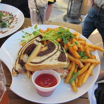 Public House Temecula - Reuben Goes Public - New American Near Me - Temecula, California