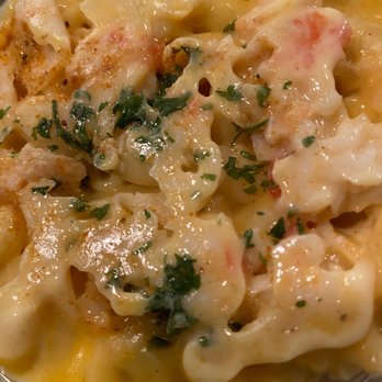 Shrimp Lips Seafood and Chicken - Lobster Mac - Food Trucks Near Me - Columbus, Ohio Shrimp Lips Seafood and Chicken - Lobster Mac - Food Trucks Near Me - Columbus, Ohio