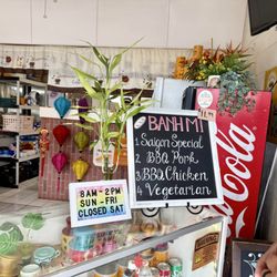 Order Counter & Hours & Menu