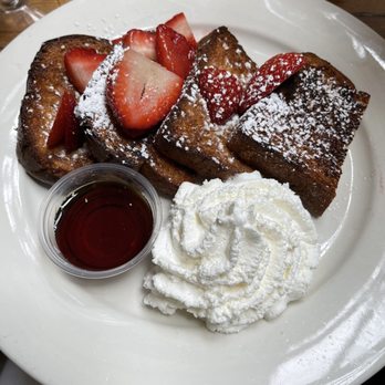 Ainslie - French Toast - Beer Gardens Near Me - Brooklyn, New York Ainslie - French Toast - Beer Gardens Near Me - Brooklyn, New York