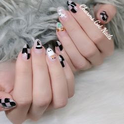 Charms Got Nails - Halloween Nails Art