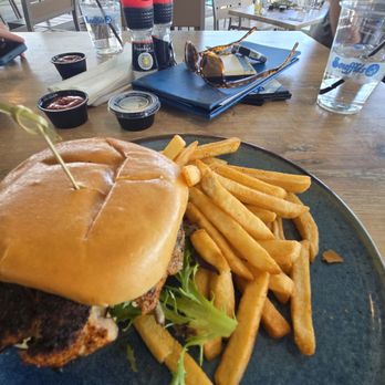 Snooky's Oceanfront - Blackened Grouper sandwich without much flavor. - Seafood Near Me - North Myrtle Beach, South Carolina Snooky's Oceanfront - Blackened Grouper sandwich without much flavor. - Seafood Near Me - North Myrtle Beach, South Carolina