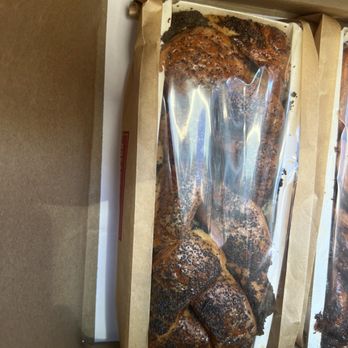 Breads Bakery - Rockefeller Center - Poppy seed Bobka - Bakeries Near Me - New York, New York