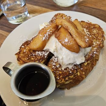 Plow - Custard French Toast - Breakfast & Brunch Near Me - San Francisco, California Plow - Custard French Toast - Breakfast & Brunch Near Me - San Francisco, California