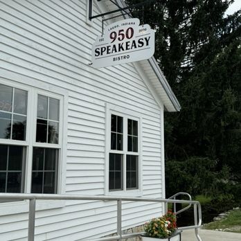 950 Speakeasy Bistro - Front of location - Pizza Near Me - Lagro, Indiana