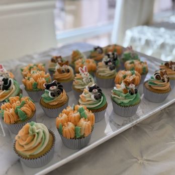 Drive Up and Wed - Cupcakes - Wedding Chapels Near Me - Hurst, Texas Drive Up and Wed - Cupcakes - Wedding Chapels Near Me - Hurst, Texas