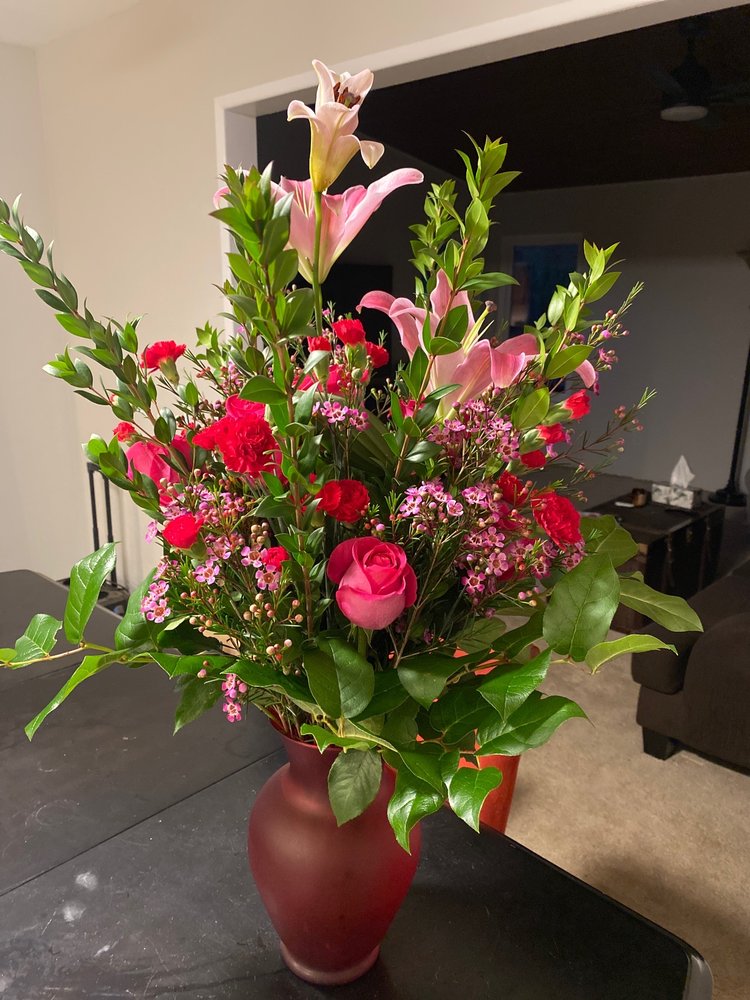 KATHY FLOWERS Updated September 2024 31 Photos 28958 Lilac Rd