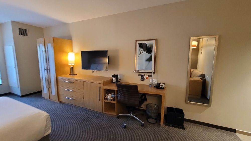 Hyatt Place Miami Airport-East