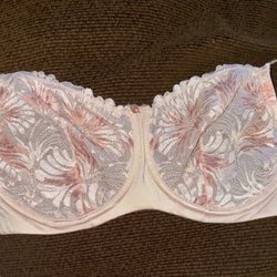 Fittin' Pretty Bras & Boutique - 32F underwire bralette.
