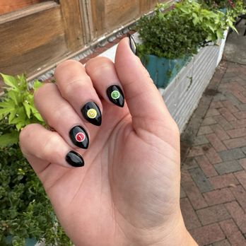 Carytown Nails & Spa - Nail Salons Near Me - Richmond, Virginia