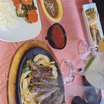 Aztecas - Steak fajitas and House Margarita - Mexican Near Me - Baton Rouge, Louisiana Aztecas - Steak fajitas and House Margarita - Mexican Near Me - Baton Rouge, Louisiana