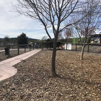 Vineyard Dog Park - Dog Parks Near Me - Templeton, California