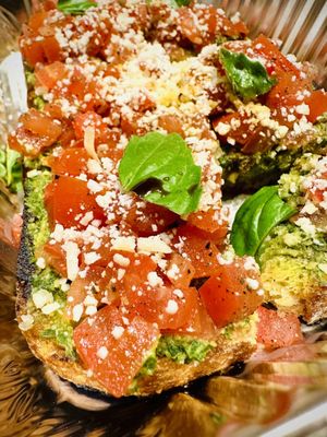 DeNucci's by null
