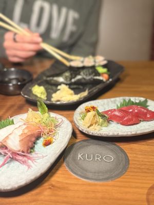 Kuro by null Kuro by null