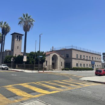 RENUEVO LEADERSHIP ACADEMY