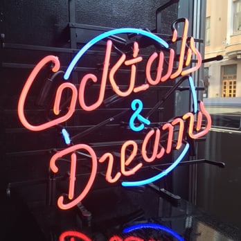 A21 Decades - Cocktails & dreams - enough said! - Lounges Near Me - Helsinki, 18