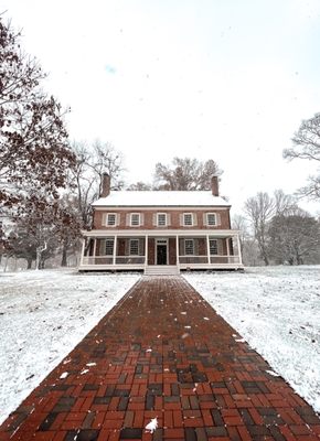 Locust Grove by null