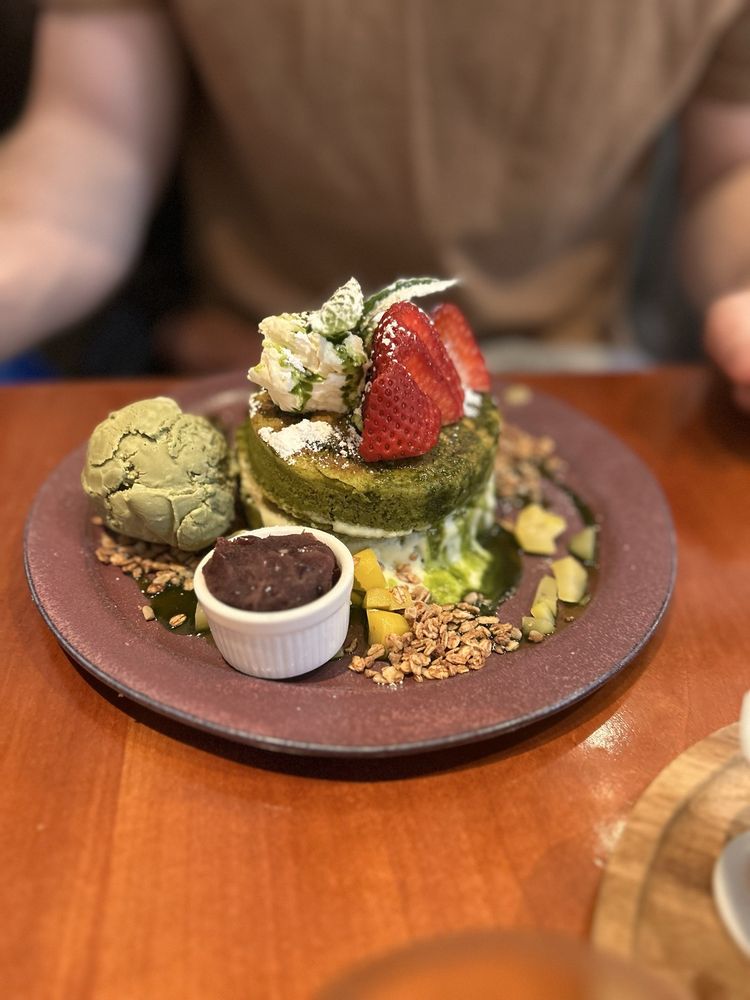 Social spots from Hi-Collar