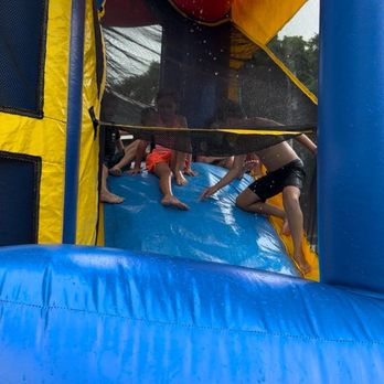 Windward Jump and Slide - Fun times - Party Equipment Rentals Near Me Windward Jump and Slide - Fun times - Party Equipment Rentals Near Me