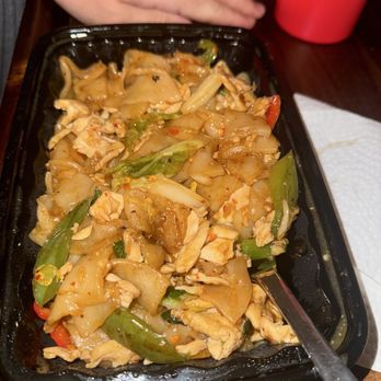 Grab Thai - Pad Kee Mao - Drunken Noodles (double chicken) - Thai Near Me - Upper St. Clair, Pennsylvania