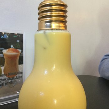 17°C Bubble Tea & Dessert Cafe - Mango Milk Tea (3.99) - Desserts Near Me - Vancouver, British Columbia 17°C Bubble Tea & Dessert Cafe - Mango Milk Tea (3.99) - Desserts Near Me - Vancouver, British Columbia