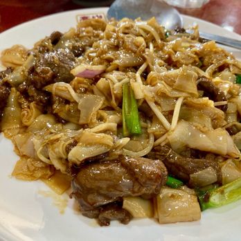 Joyful Tasty Palace - Beef Chow Fun - Chinese Near Me - Orlando, Florida