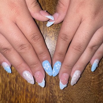 Tulip Nails & Spa - Close up image of beach design acrylic refill set - Nail Salons Near Me - Brentwood, California Tulip Nails & Spa - Close up image of beach design acrylic refill set - Nail Salons Near Me - Brentwood, California