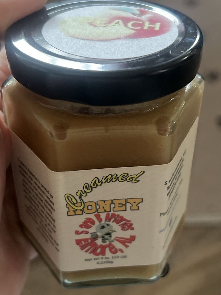 S and B Apiaries - beekeeping in Elmore, AL