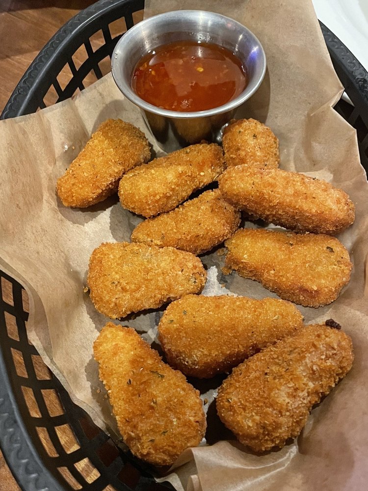 SEAN RYAN PUB Updated September 2024 122 Photos & 105 Reviews