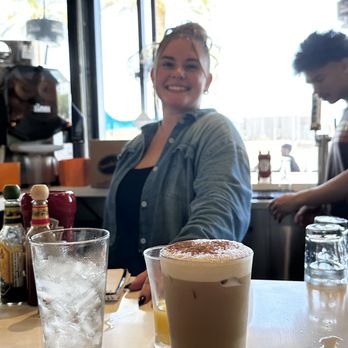 Over Easy - Goodyear - Great customer service - Breakfast & Brunch Near Me - Goodyear, Arizona