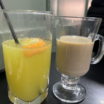 Busy Bee - Mimosa & Bourbon Coffee - Breakfast & Brunch Near Me - Marietta, Ohio Busy Bee - Mimosa & Bourbon Coffee - Breakfast & Brunch Near Me - Marietta, Ohio