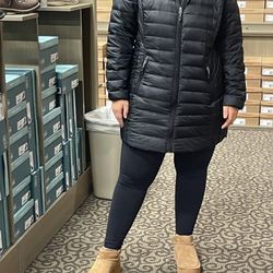 DSW Designer Shoe Warehouse - Uggs