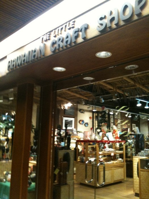 LITTLE HAWAIIAN CRAFT SHOP Updated September 2024 2233 Kalakaua Ave