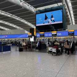 British Airways - Checking in counter