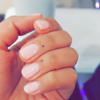 Nail 4 U - No chip - Nail Salons Near Me - Elk Grove Village, Illinois
