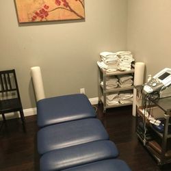 Our treatment rooms are designed to provide comfort and convenience to our patients.