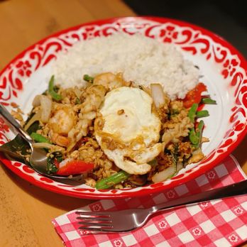 Mae Ornnit Thai Kitchen - Kapow bomb! - Thai Near Me - Annandale, Virginia Mae Ornnit Thai Kitchen - Kapow bomb! - Thai Near Me - Annandale, Virginia