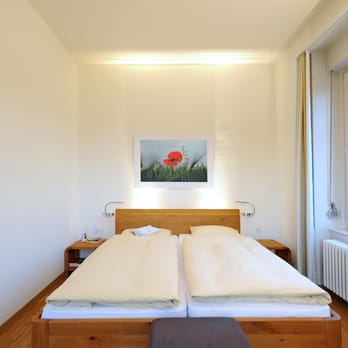 Hotel Odelya - Doppelzimmer - Hotels Near Me - Basel, BS