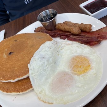 Mely's Cafe - Blueberry Pancakes - combo - Italian Near Me - San Pablo, California