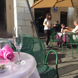 Bar Trovellesi - Worst waitress in the world.