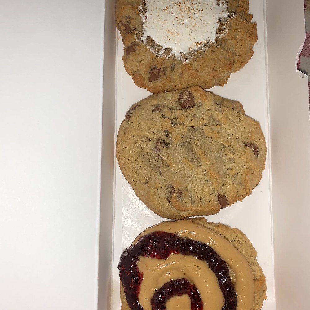 Crumbl - Arcadia - Bakeries Near Me - Phoenix, Arizona Crumbl - Arcadia - Bakeries Near Me - Phoenix, Arizona