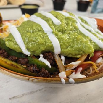 Señor Grubby's - Fajita Bowl with my choice of choriqeso, keep the cheese and crema - Mexican Near Me - Oceanside, California Señor Grubby's - Fajita Bowl with my choice of choriqeso, keep the cheese and crema - Mexican Near Me - Oceanside, California
