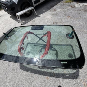 Fast Mobile Auto Glass Ca - Auto Glass Services Near Me - Fountain Valley, California Fast Mobile Auto Glass Ca - Auto Glass Services Near Me - Fountain Valley, California