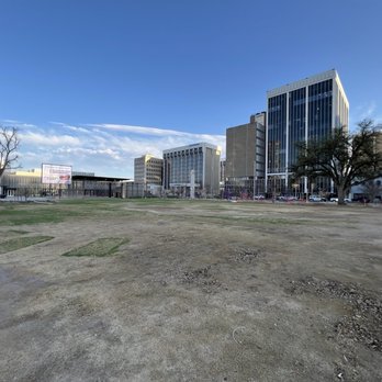 Centennial Park - Grass Area - Parks Near Me - Midland, Texas Centennial Park - Grass Area - Parks Near Me - Midland, Texas