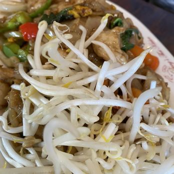 Dang's Thai Kitchen - Thai Near Me - Lake Oswego, Oregon