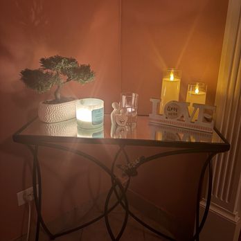 Fantastic Feeling Spa - Table - Massage Therapy Near Me - Deerfield, Illinois Fantastic Feeling Spa - Table - Massage Therapy Near Me - Deerfield, Illinois